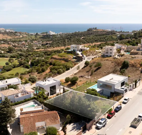 Venta de parcela residencial en Valle Romano