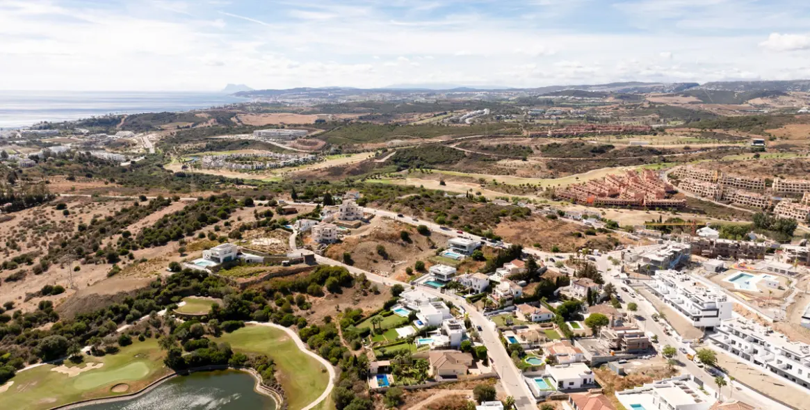 Venta de parcela residencial en Valle Romano 8