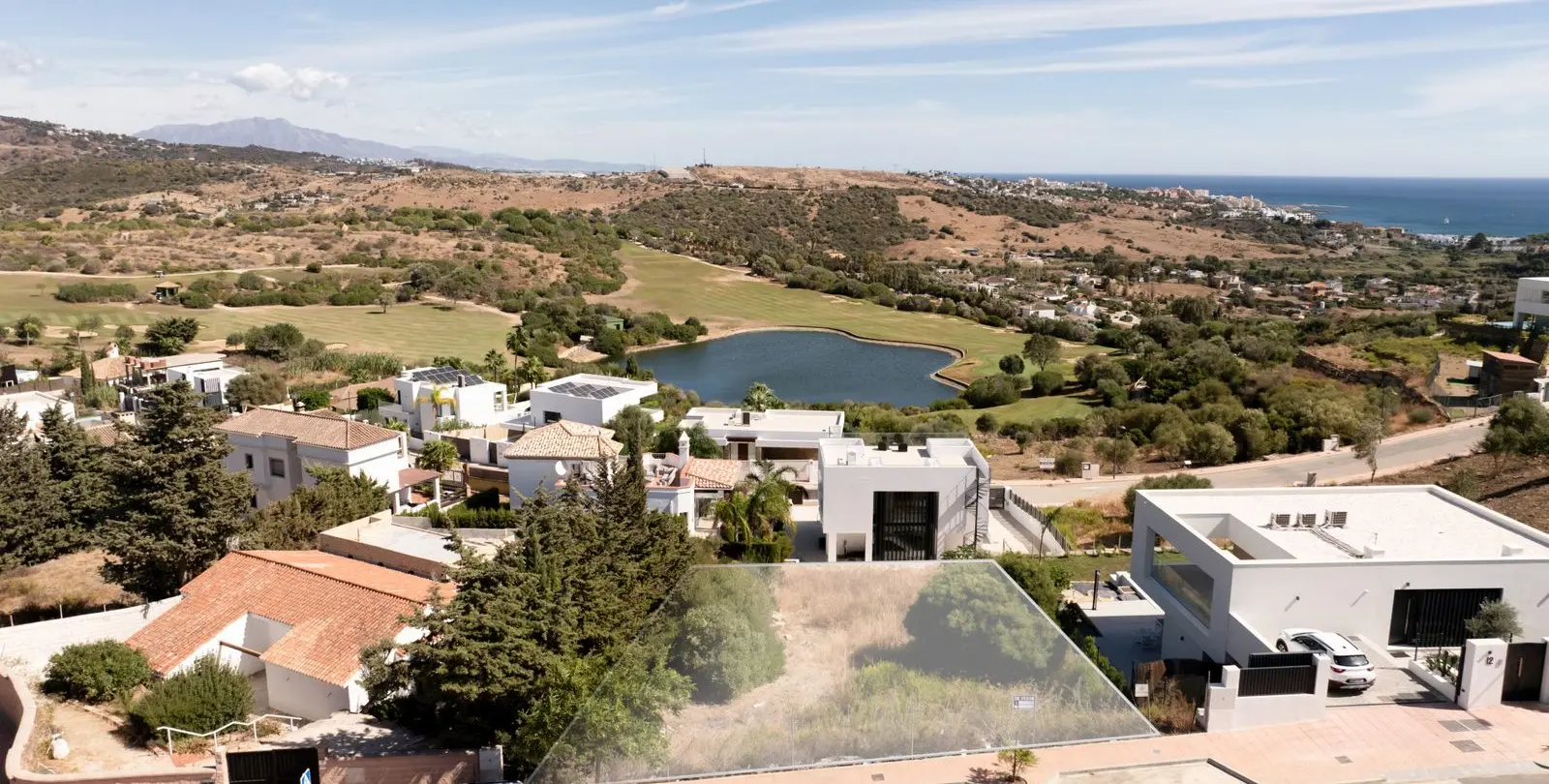 Sale of residential plot in Valle Romano 2