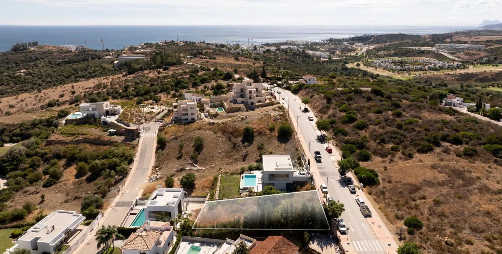 Sale of residential plot in Valle Romano 10