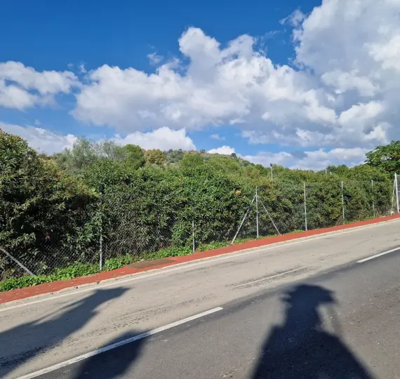 Продажа  жилого участка в Nueva Andalucía