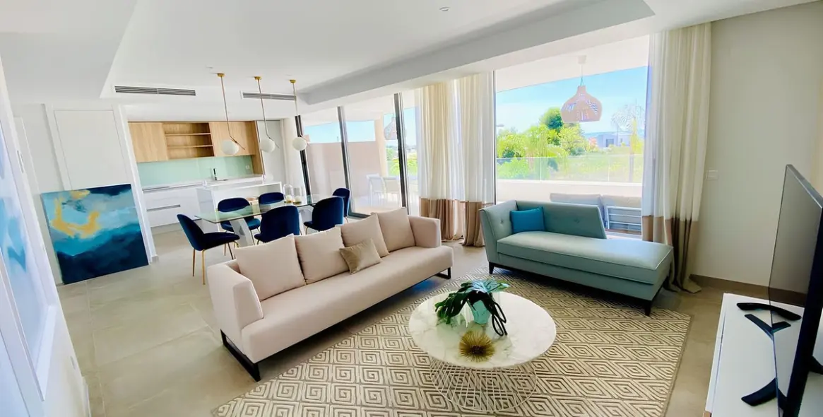 Sale of ground floor apartment in Cancelada 6