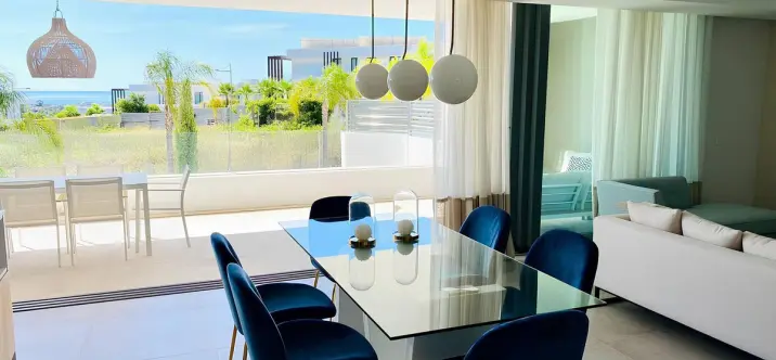 Venta de apartamento en planta baja en Cancelada 1