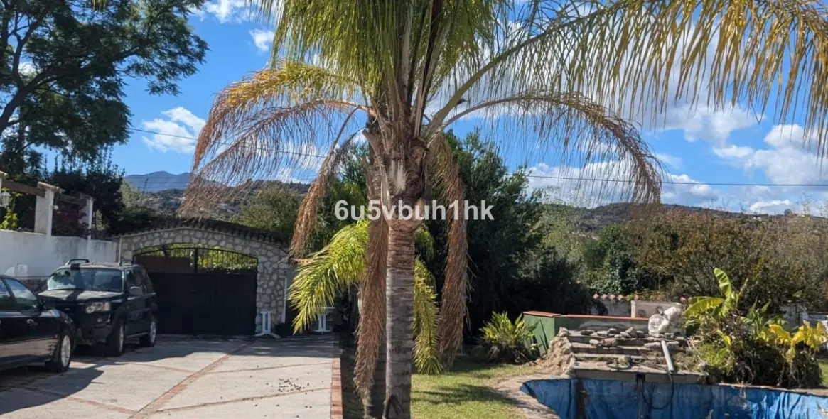 Продажа  отдельно стоящей виллы в Alhaurin el Grande 4