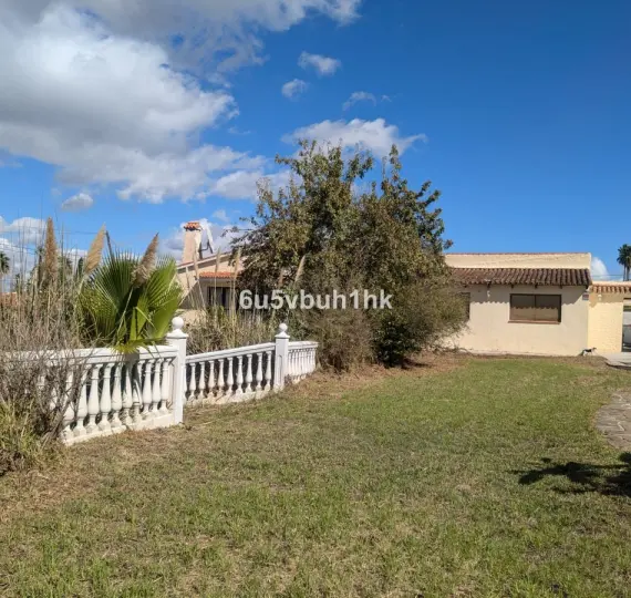 Продажа  отдельно стоящей виллы в Alhaurin el Grande