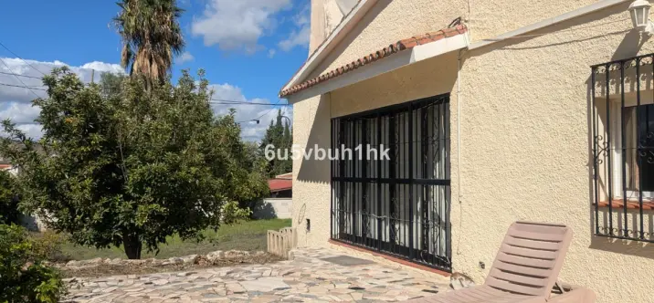 Продажа  отдельно стоящей виллы в Alhaurin el Grande 2