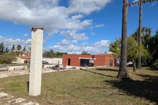 Image 8 thumb