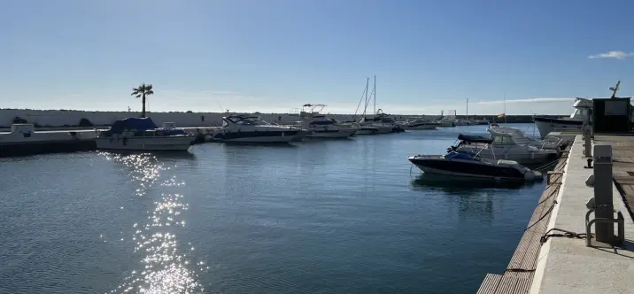 Sale of ground floor apartment in Puerto de Cabopino 4