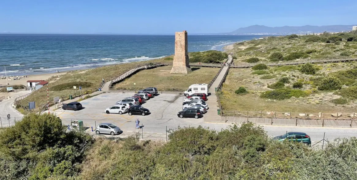 Sale of ground floor apartment in Puerto de Cabopino 13