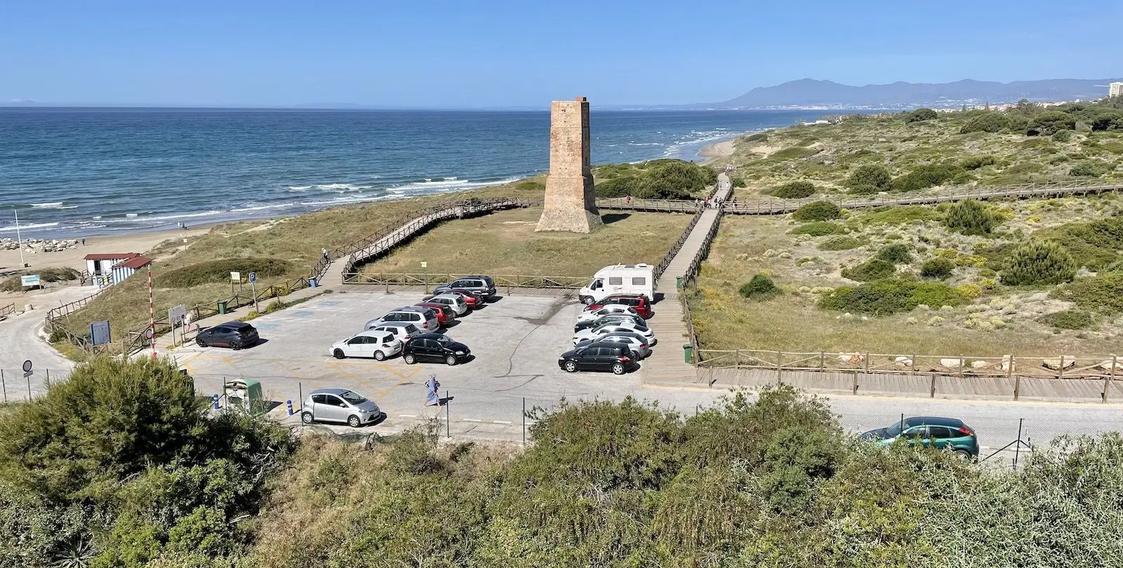 Sale of ground floor apartment in Puerto de Cabopino 13