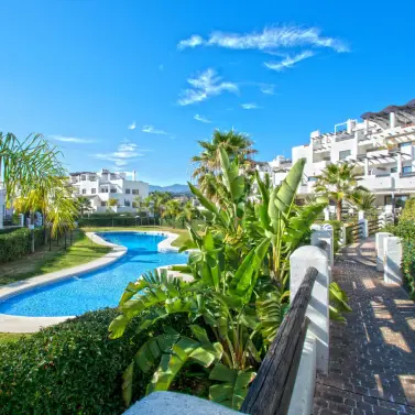 Sale of penthouse in Estepona