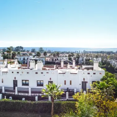 Sale of penthouse in Estepona