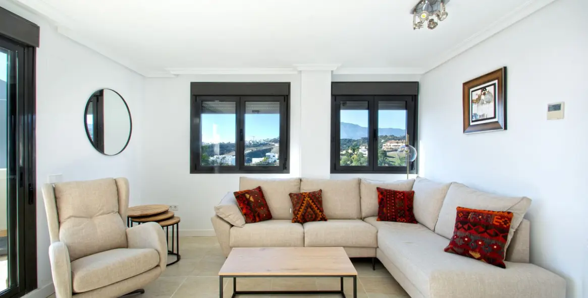 Sale of penthouse in Estepona 7