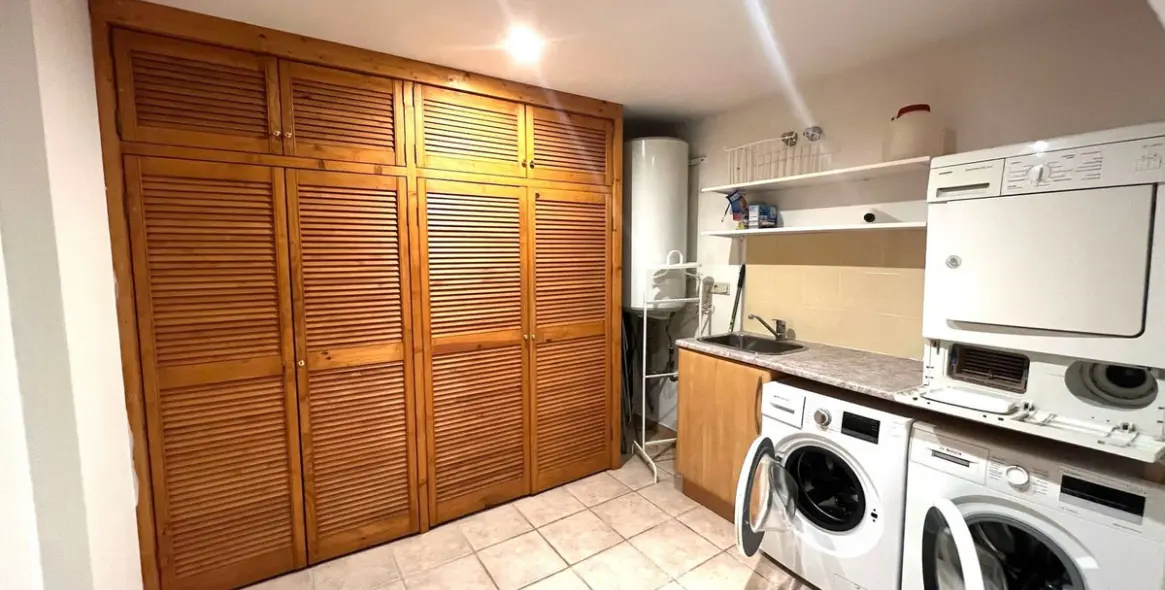 Продажа дома на две семьи в Riviera del Sol 5