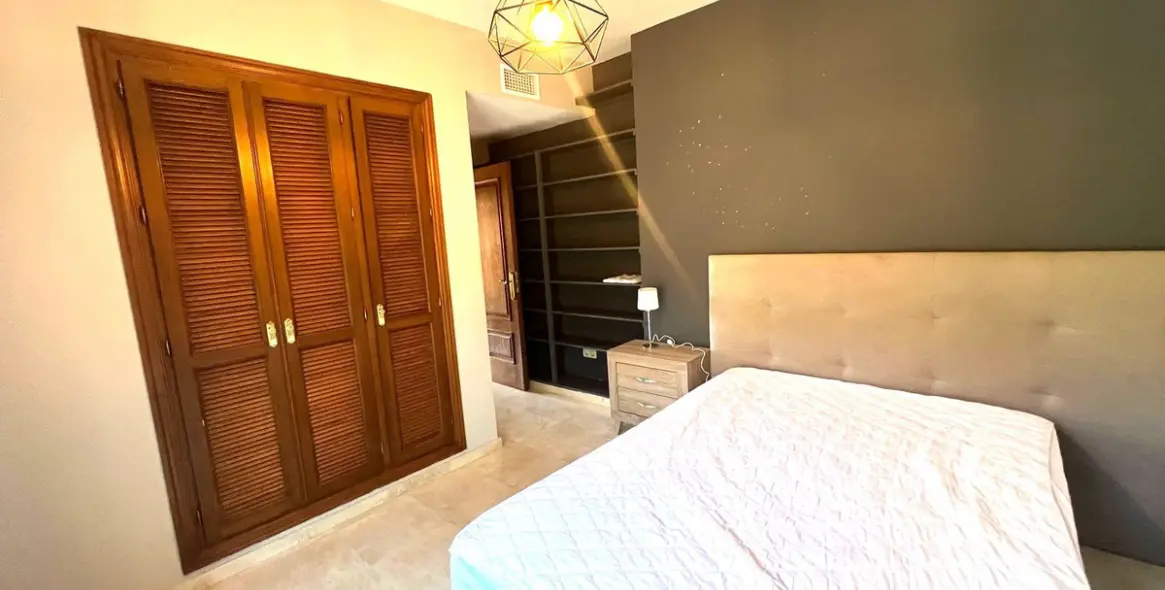 Продажа дома на две семьи в Riviera del Sol 11