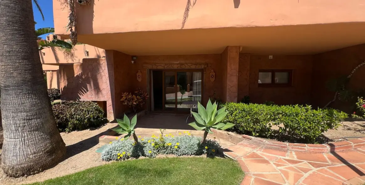 Продажа дома на две семьи в Riviera del Sol 16