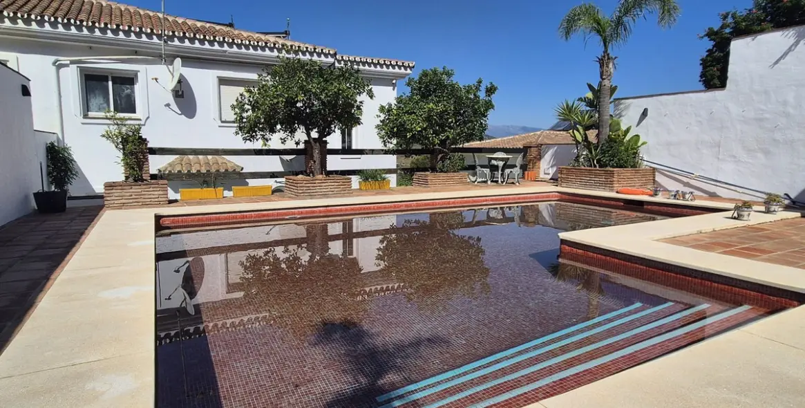 Sale of semi-detached house in Alhaurin Golf 1