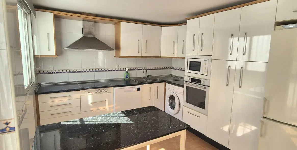 Sale of semi-detached house in Alhaurin Golf 10