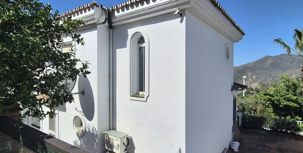 Sale of semi-detached house in Alhaurin Golf 25