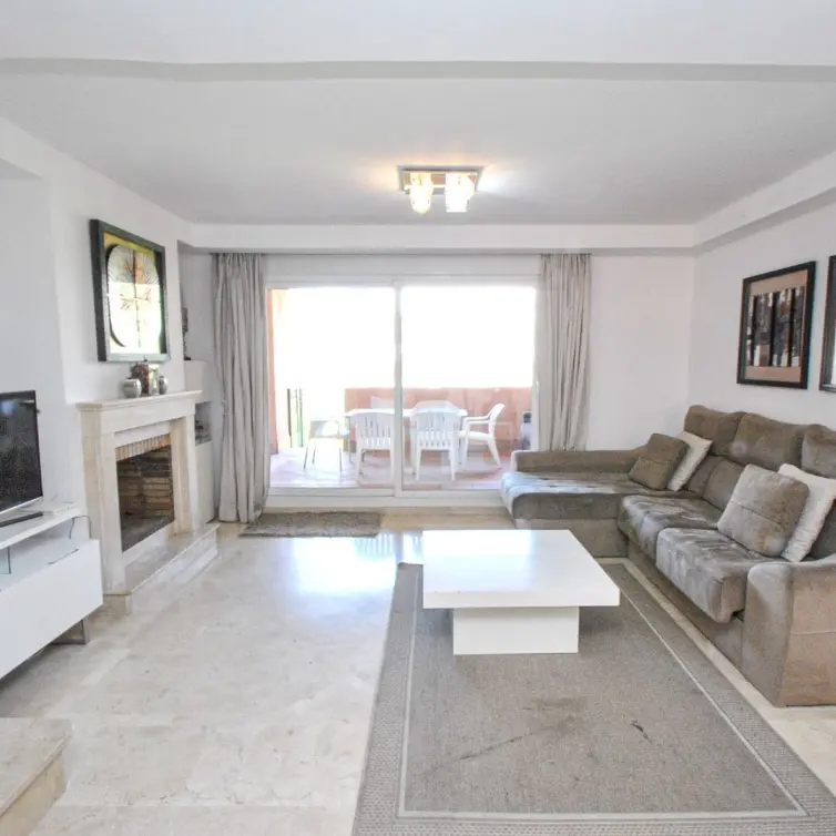 Sale of townhouse in Cabopino