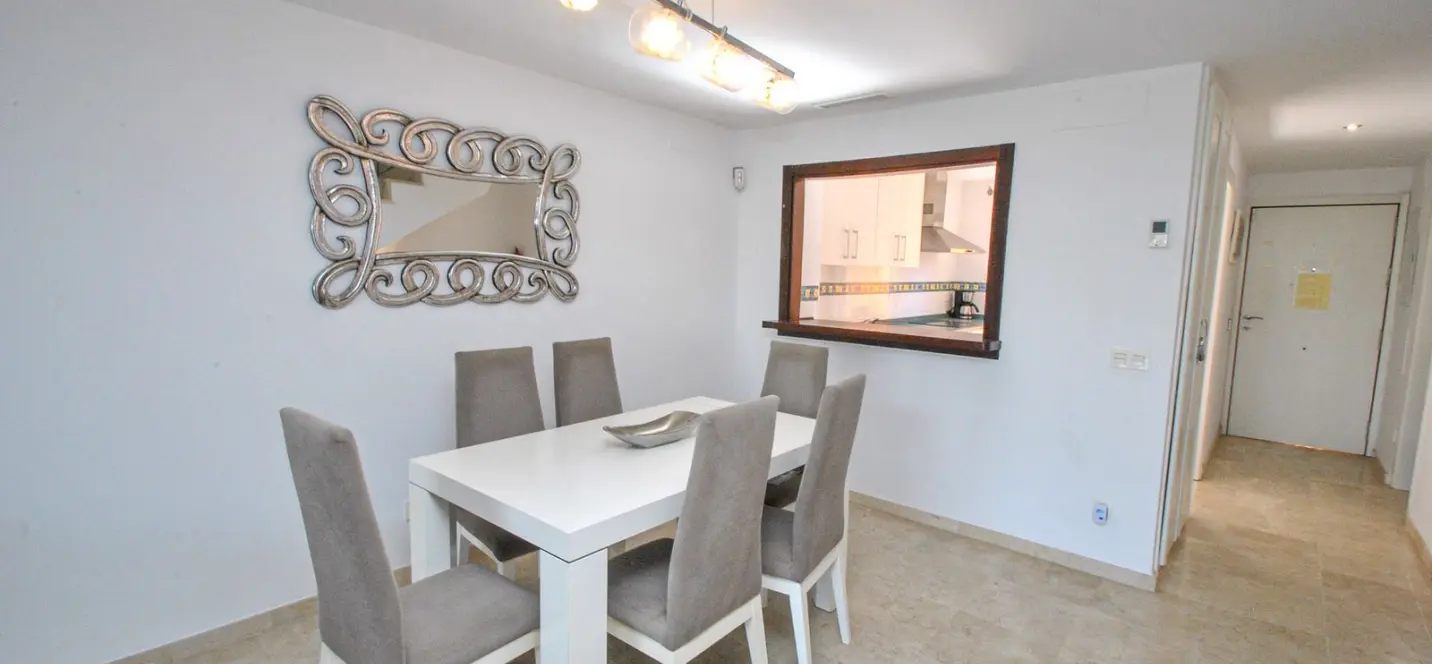 Sale of townhouse in Cabopino 4