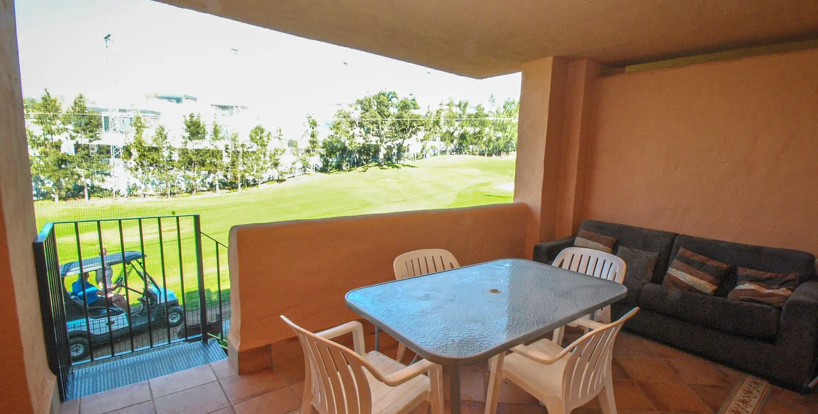 Venta de adosado en Cabopino 6
