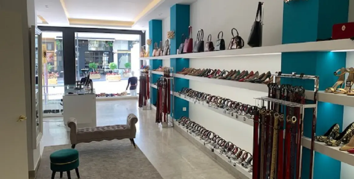 Sale of commercial premises in Marbella 3