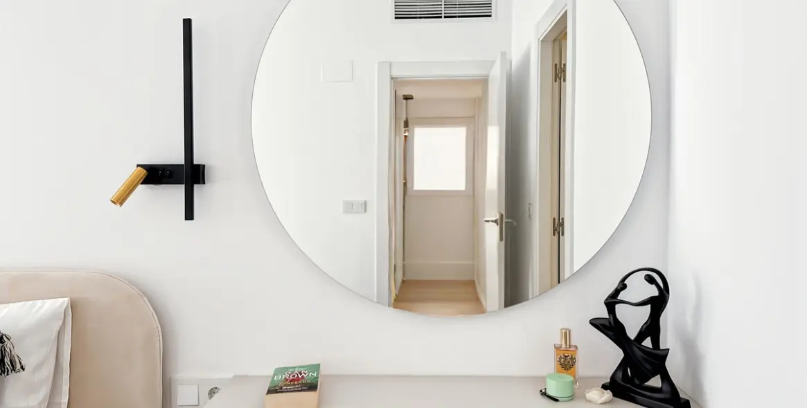 Sale of middle floor apartment in Perchel Norte 12