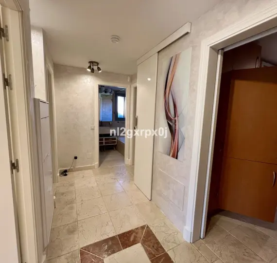 Sale of ground floor apartment in Benahavís