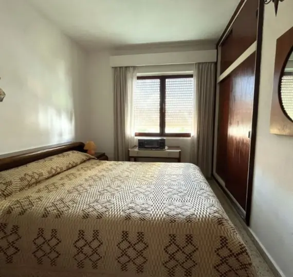 Middle floor apartment R5056708