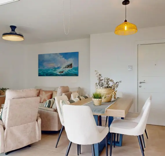 Venta de apartamento en planta baja en Los Pacos