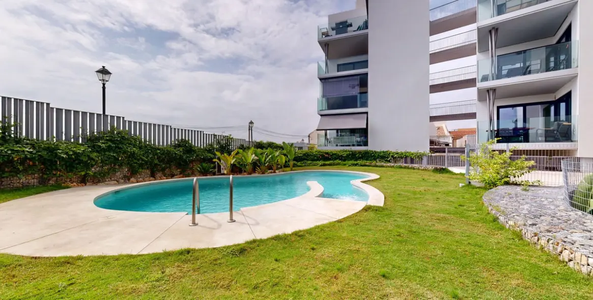 Venta de apartamento en planta baja en Los Pacos 18