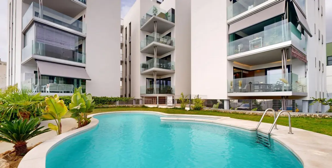 Venta de apartamento en planta baja en Los Pacos 21