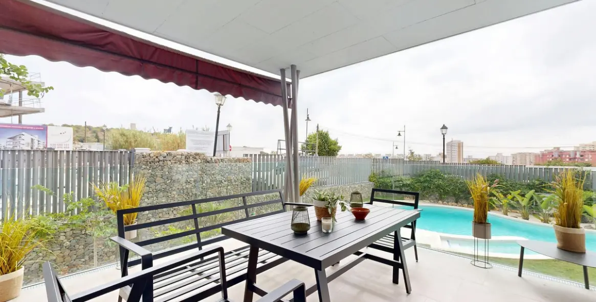 Venta de apartamento en planta baja en Los Pacos 23