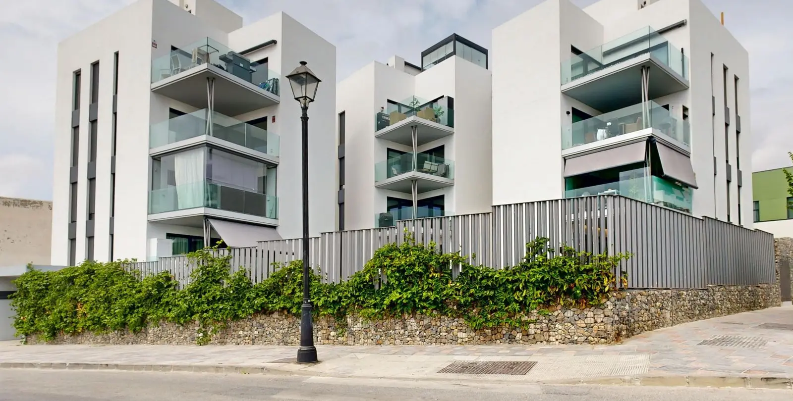 Sale of ground floor apartment in Los Pacos 1