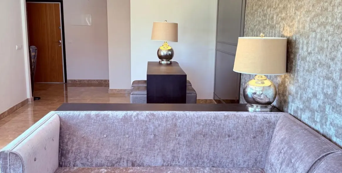 Sale of penthouse duplex in Estepona 28