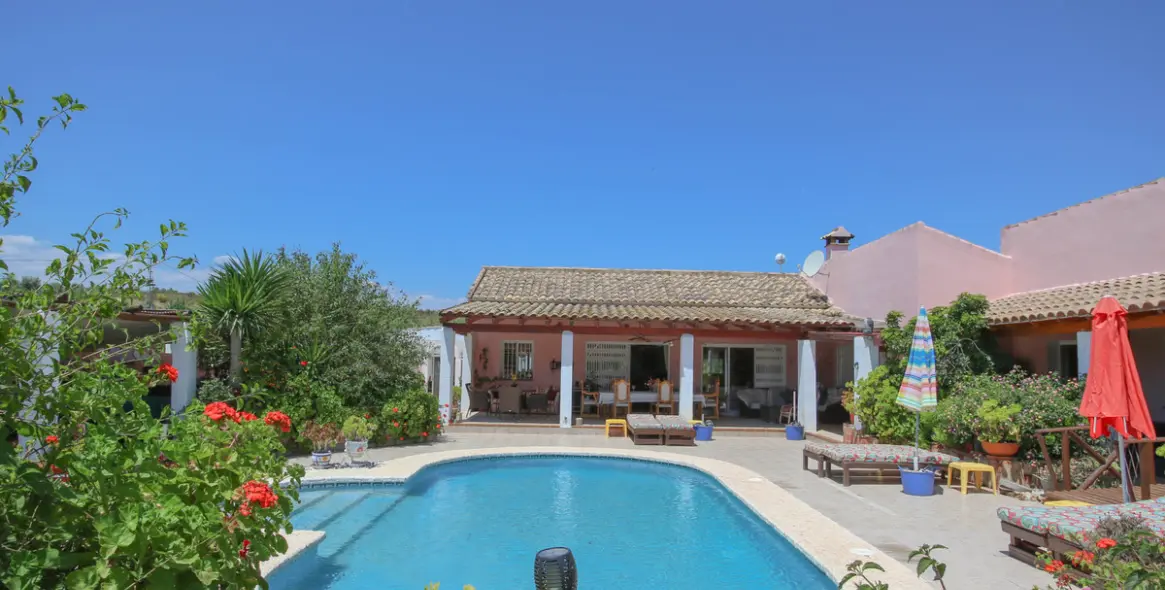 Venta de villa independiente en Cártama 3