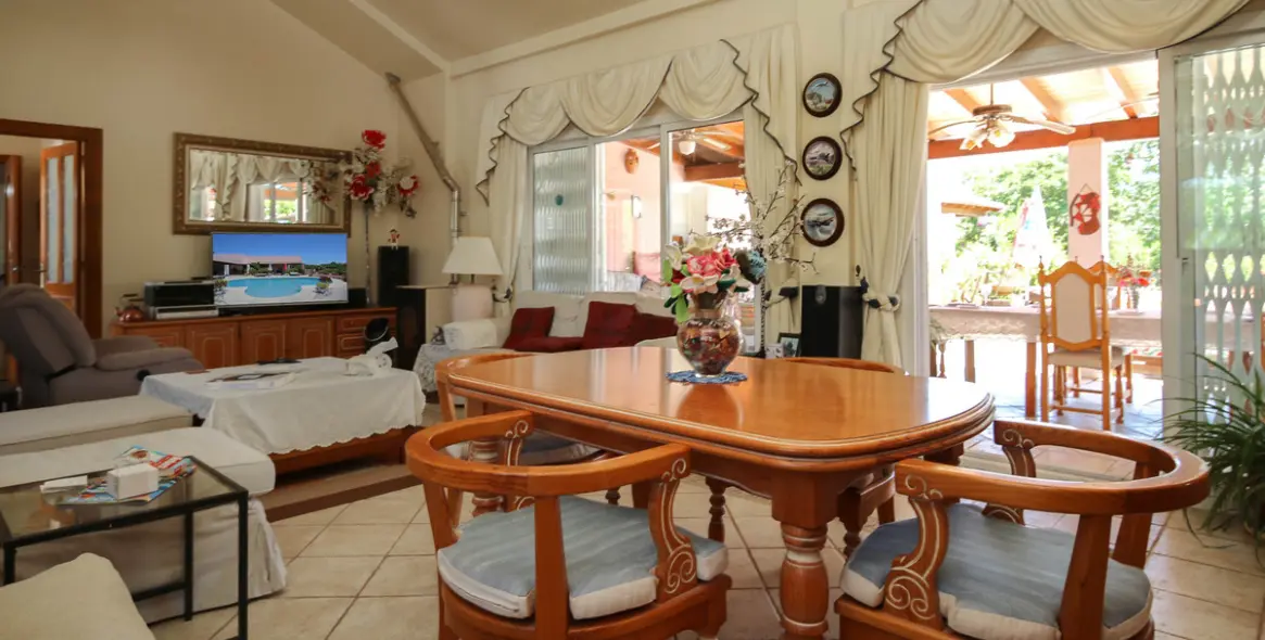 Venta de villa independiente en Cártama 8