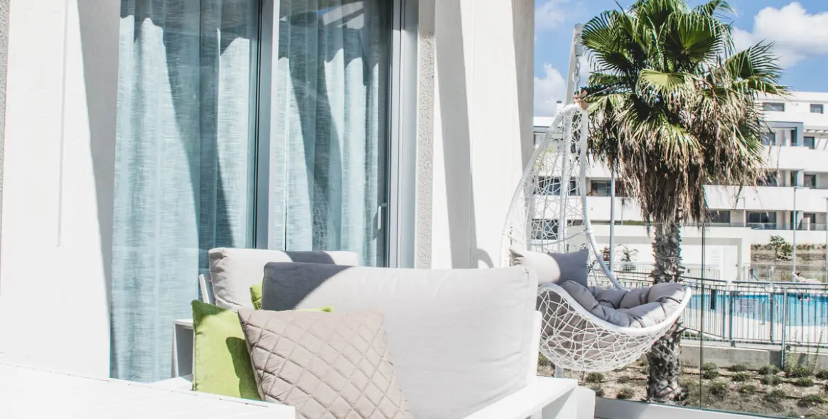 Sale of middle floor apartment in Estepona (district Estepona) 4