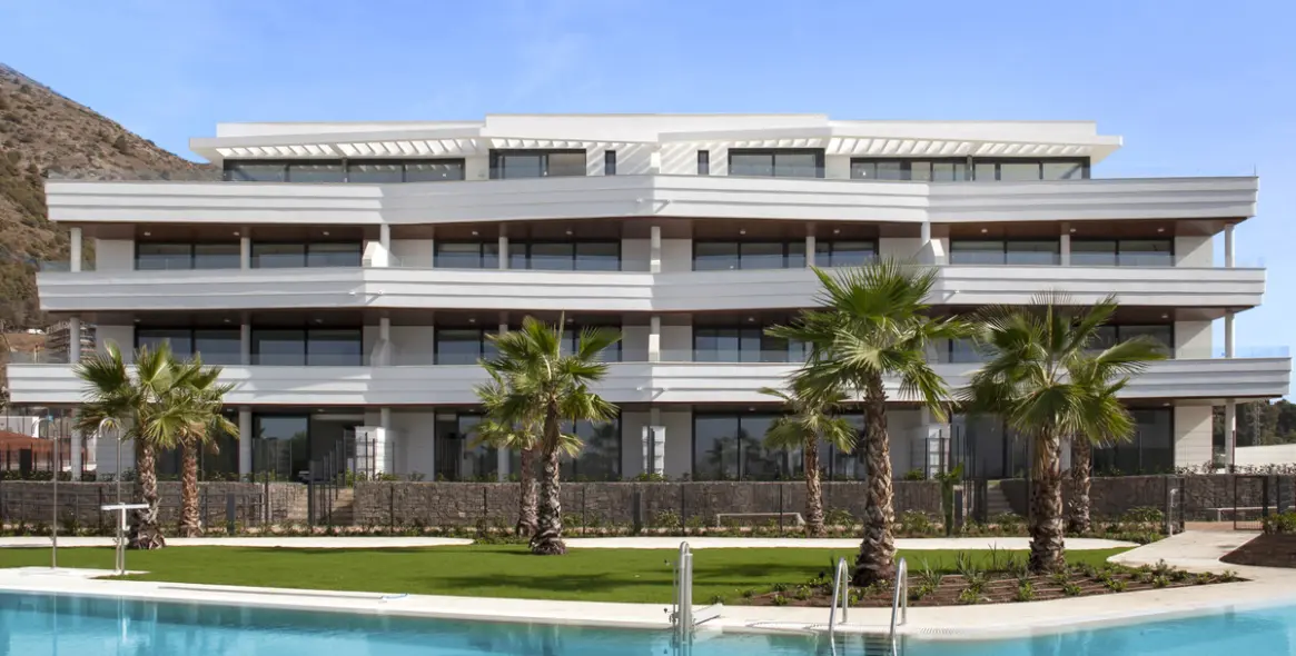 Продажа апартаментов на первом этаже в Fuengirola 1