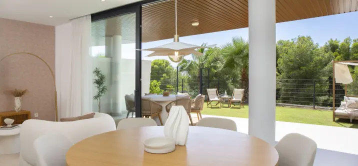 Venta de apartamento en planta media en Fuengirola 1