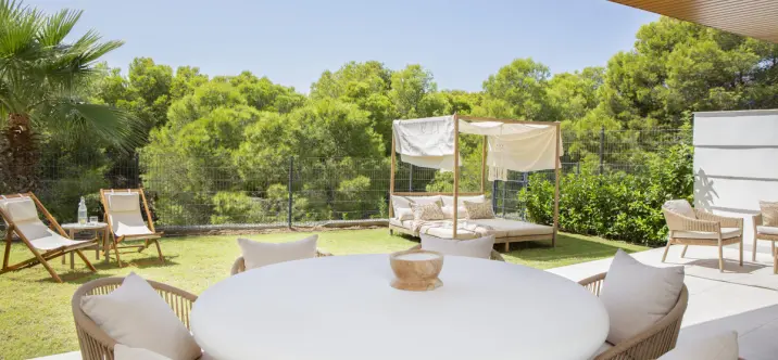 Venta de apartamento en planta media en Fuengirola 2