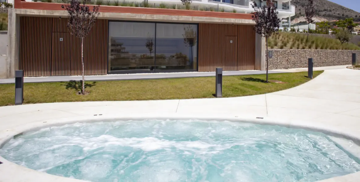 Venta de apartamento en planta media en Fuengirola 61
