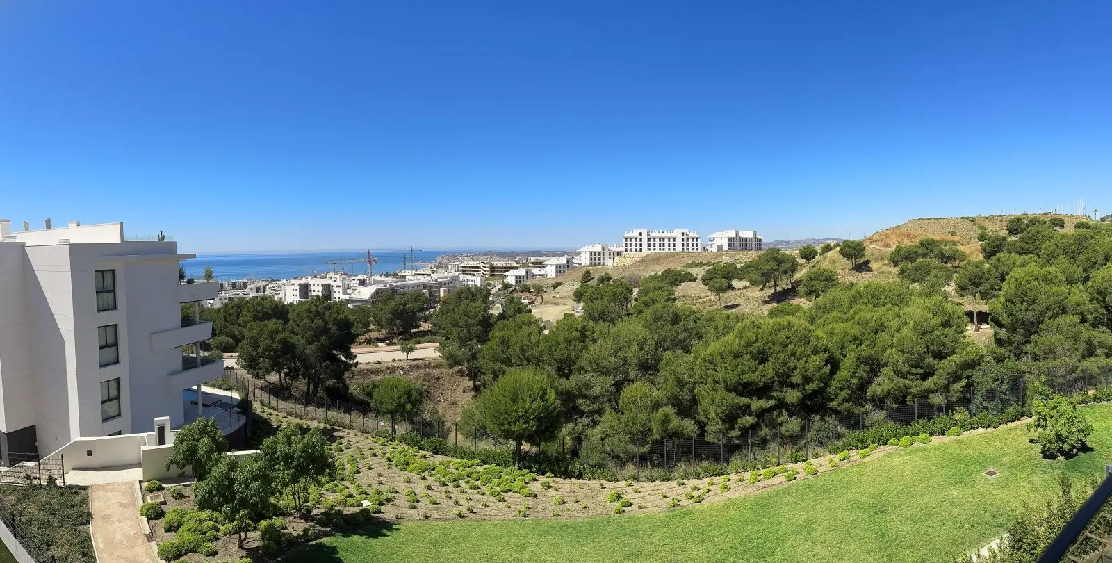 Venta de apartamento en planta media en Fuengirola 36