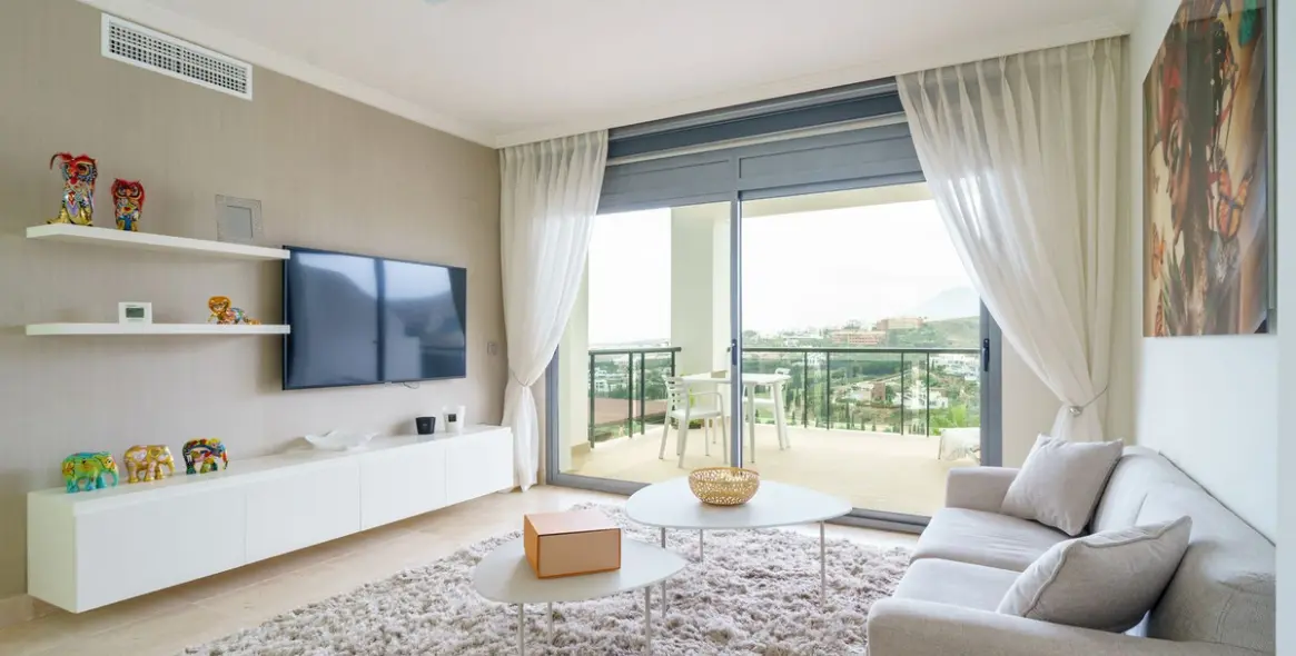 Продажа апартаментов на среднем этаже в Benahavís 1