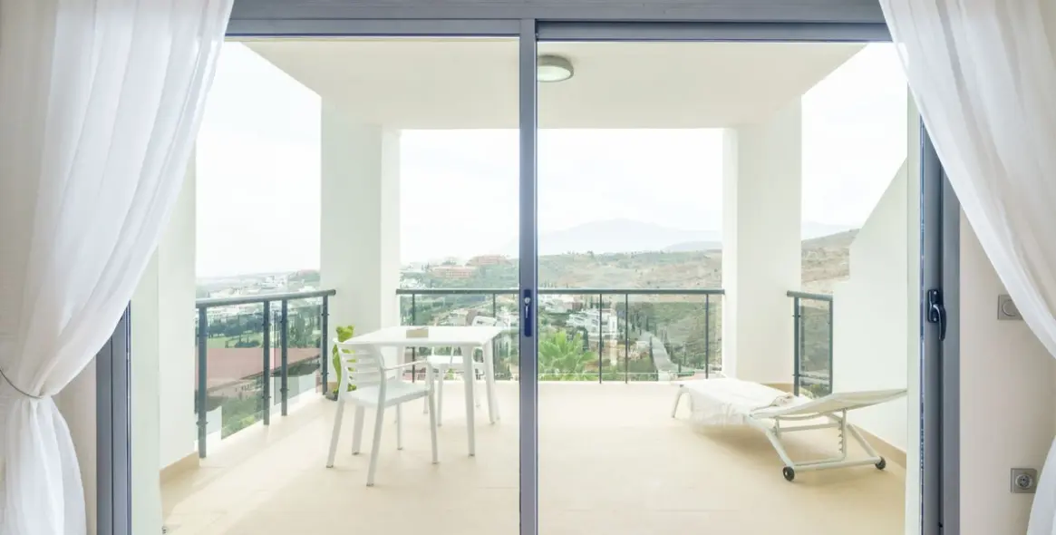 Продажа апартаментов на среднем этаже в Benahavís 7