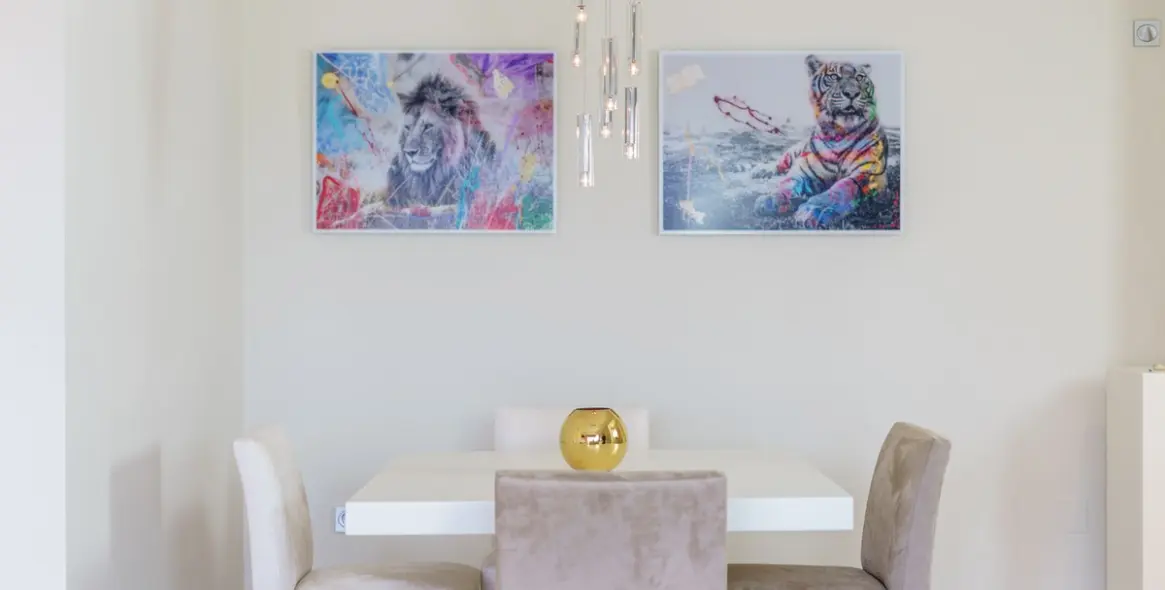 Sale of middle floor apartment in Benahavís 21