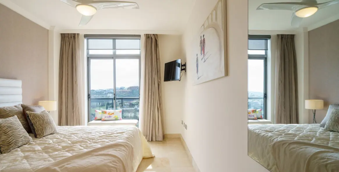 Sale of middle floor apartment in Benahavís 29