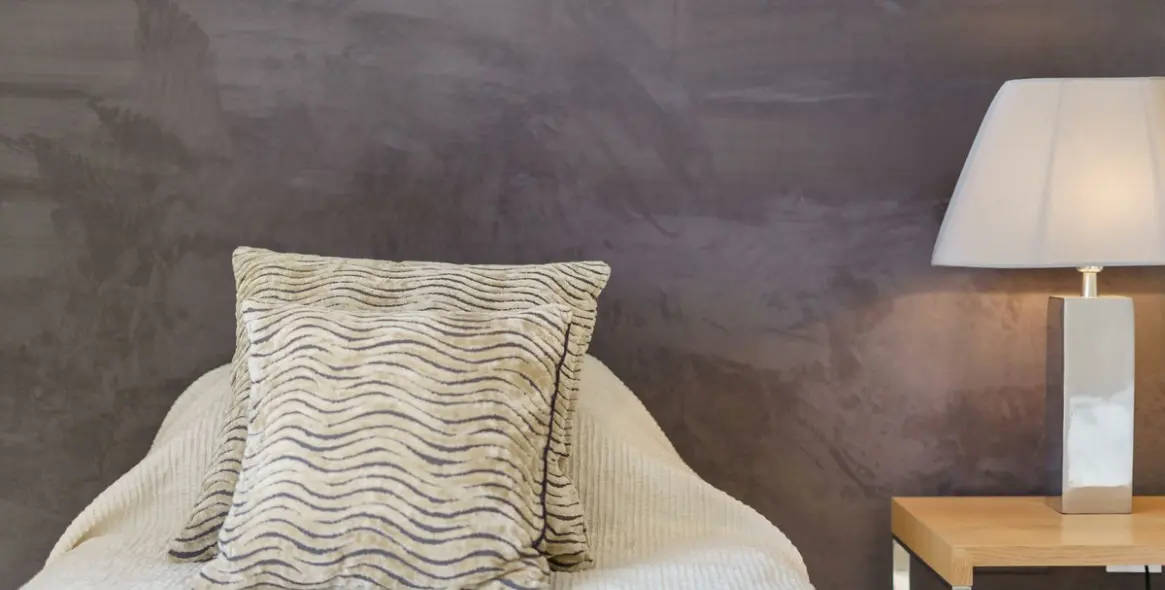 Sale of middle floor apartment in Benahavís 40