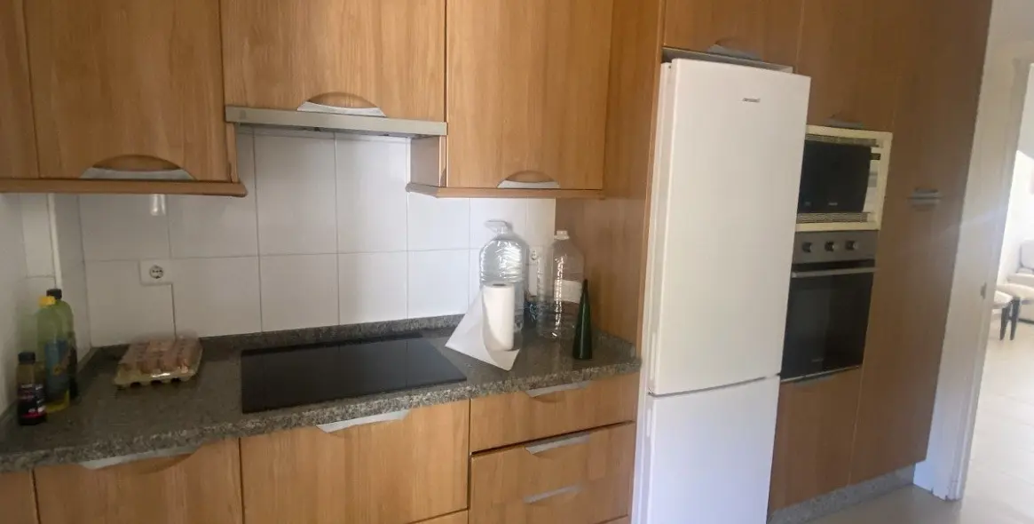 Продажа двухуровневого пентхауса в Torrequebrada 19